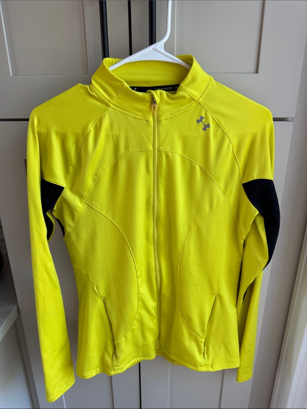 Under Armour Women's Neon Yellow Full-Zip Jacket Medium